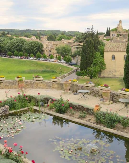 Les Tarraiettes Au Pied Du Luberon Lourmarin Exterior foto